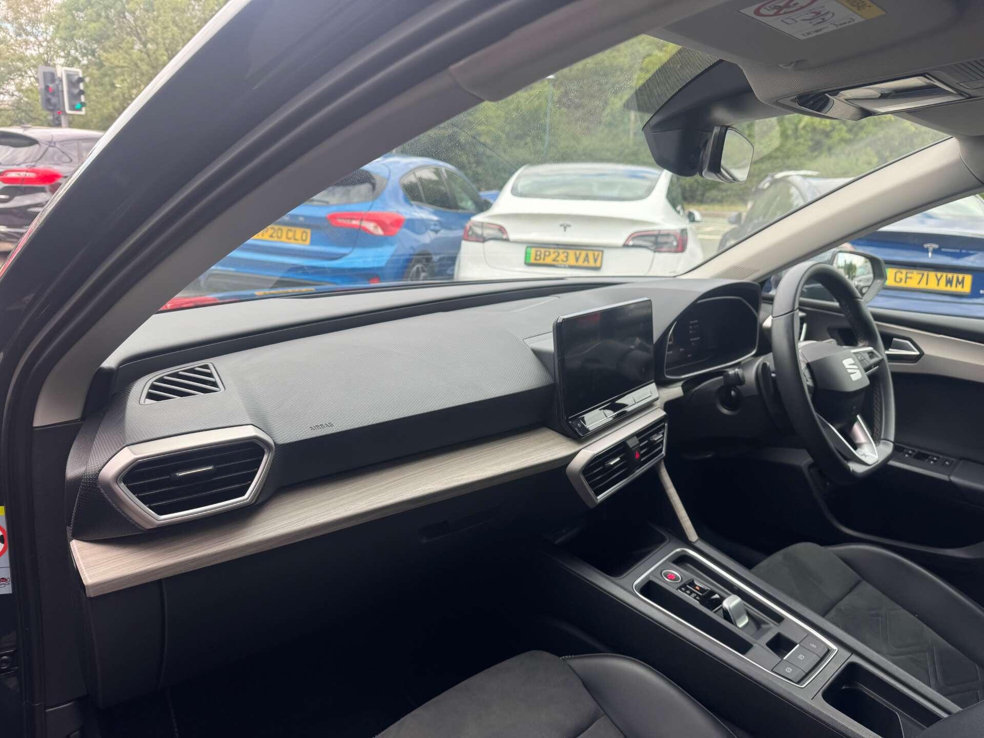 Seat Leon Leon view 15