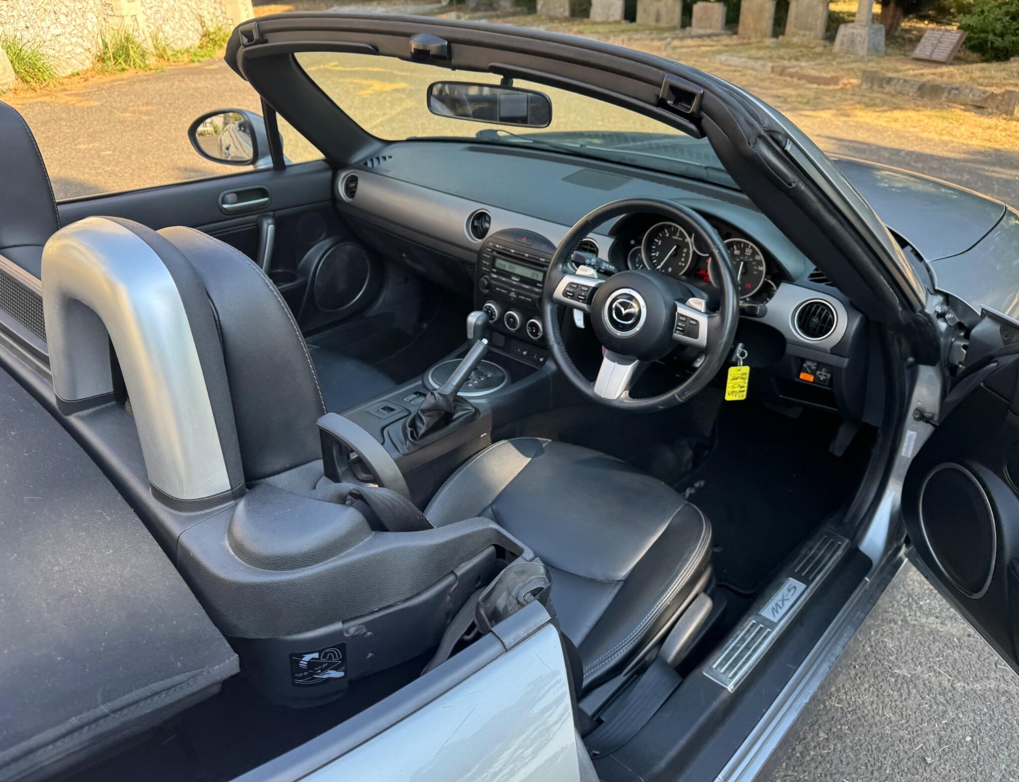 Mazda MX-5 view 57