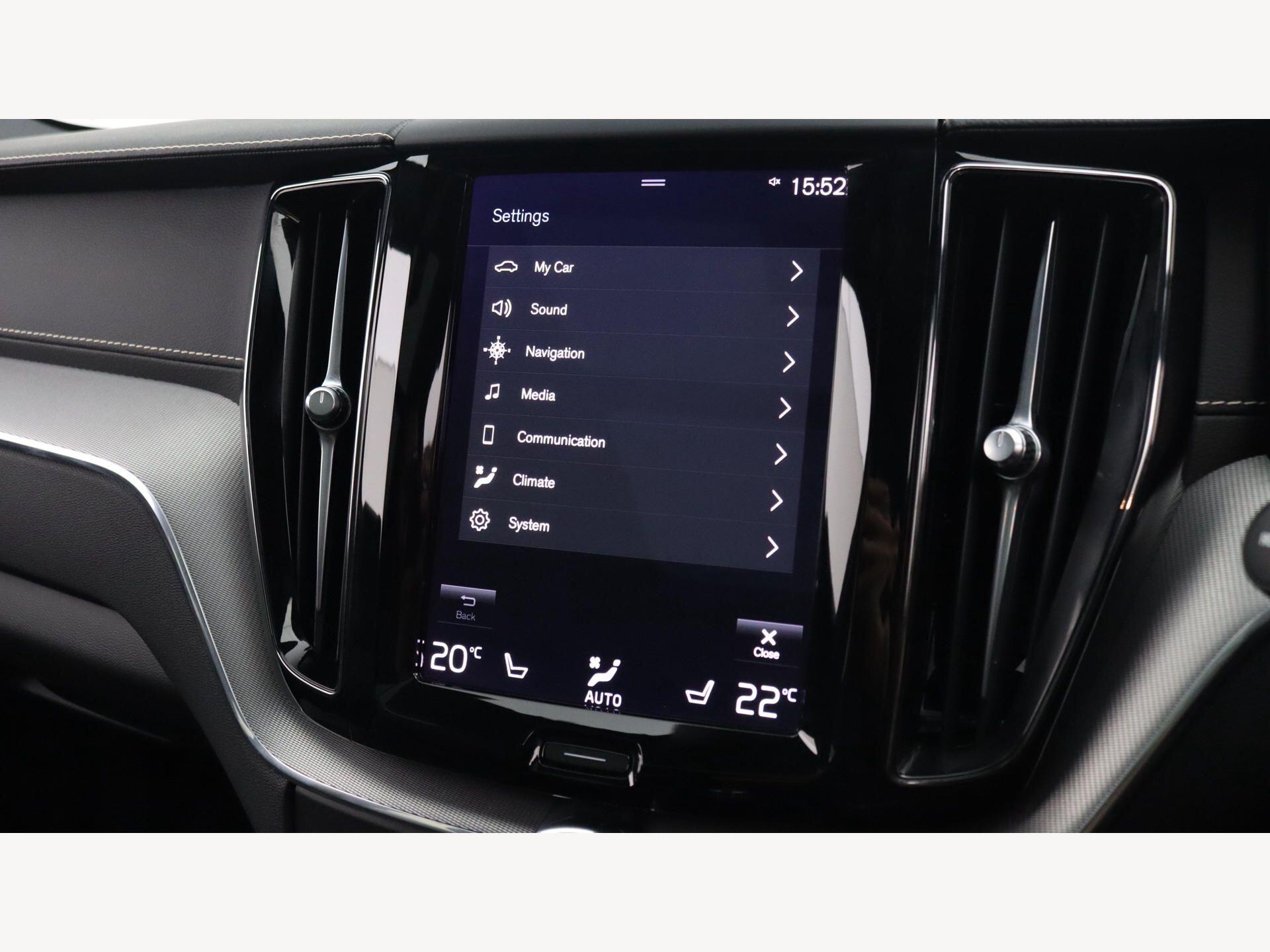 Volvo XC60 view 18