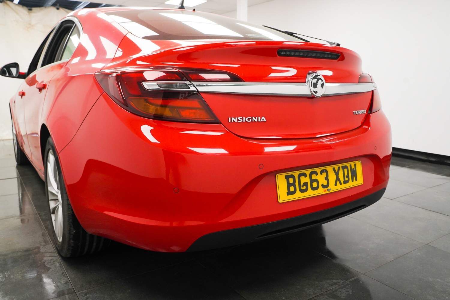 Vauxhall Insignia view 5