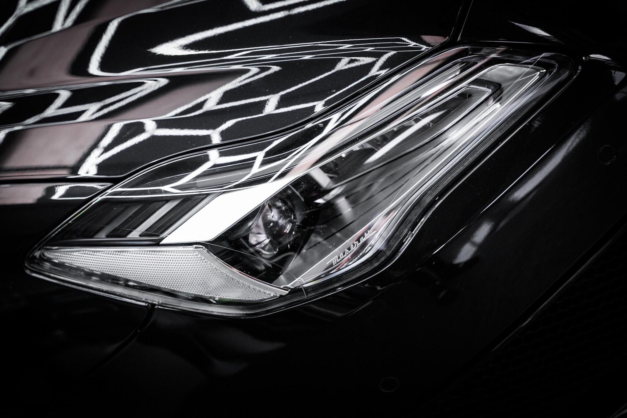 Maserati Quattroporte view 33
