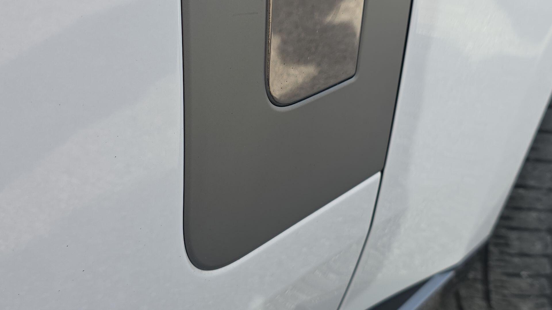 Land Rover Range Rover view 26