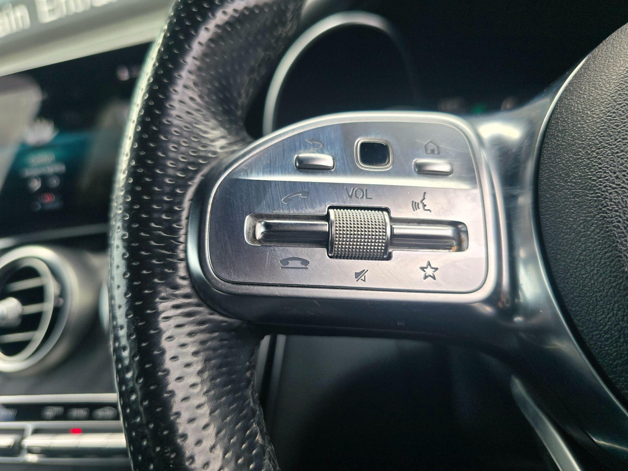 Mercedes-Benz GLC view 40