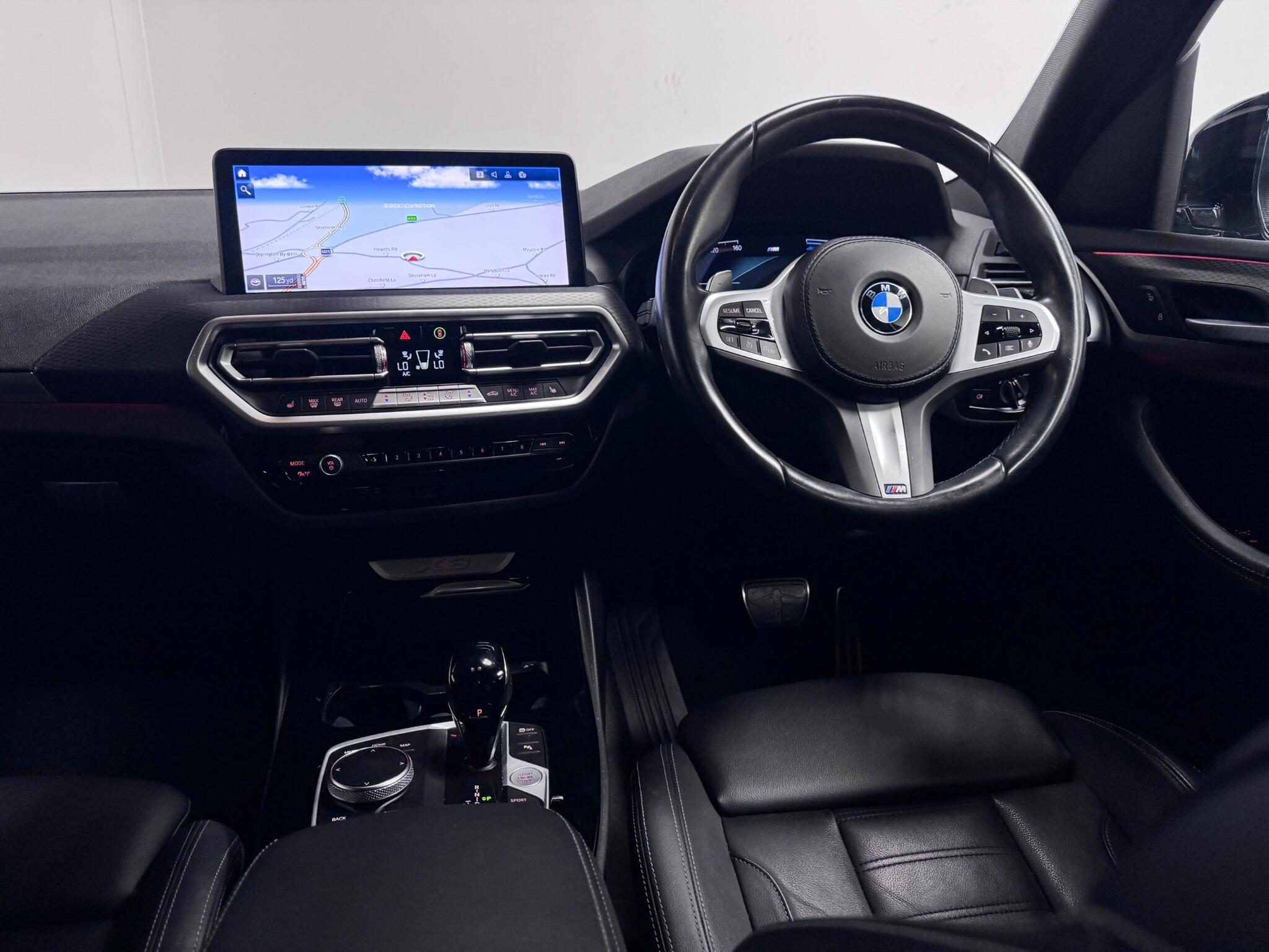 BMW X3 view 31