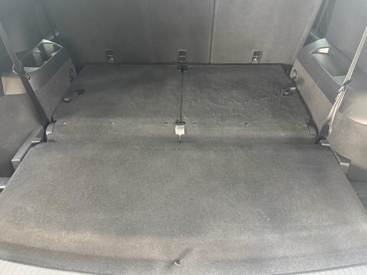 Volkswagen Tiguan Allspace view 45