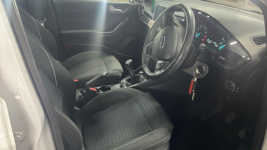 Ford Fiesta view 18