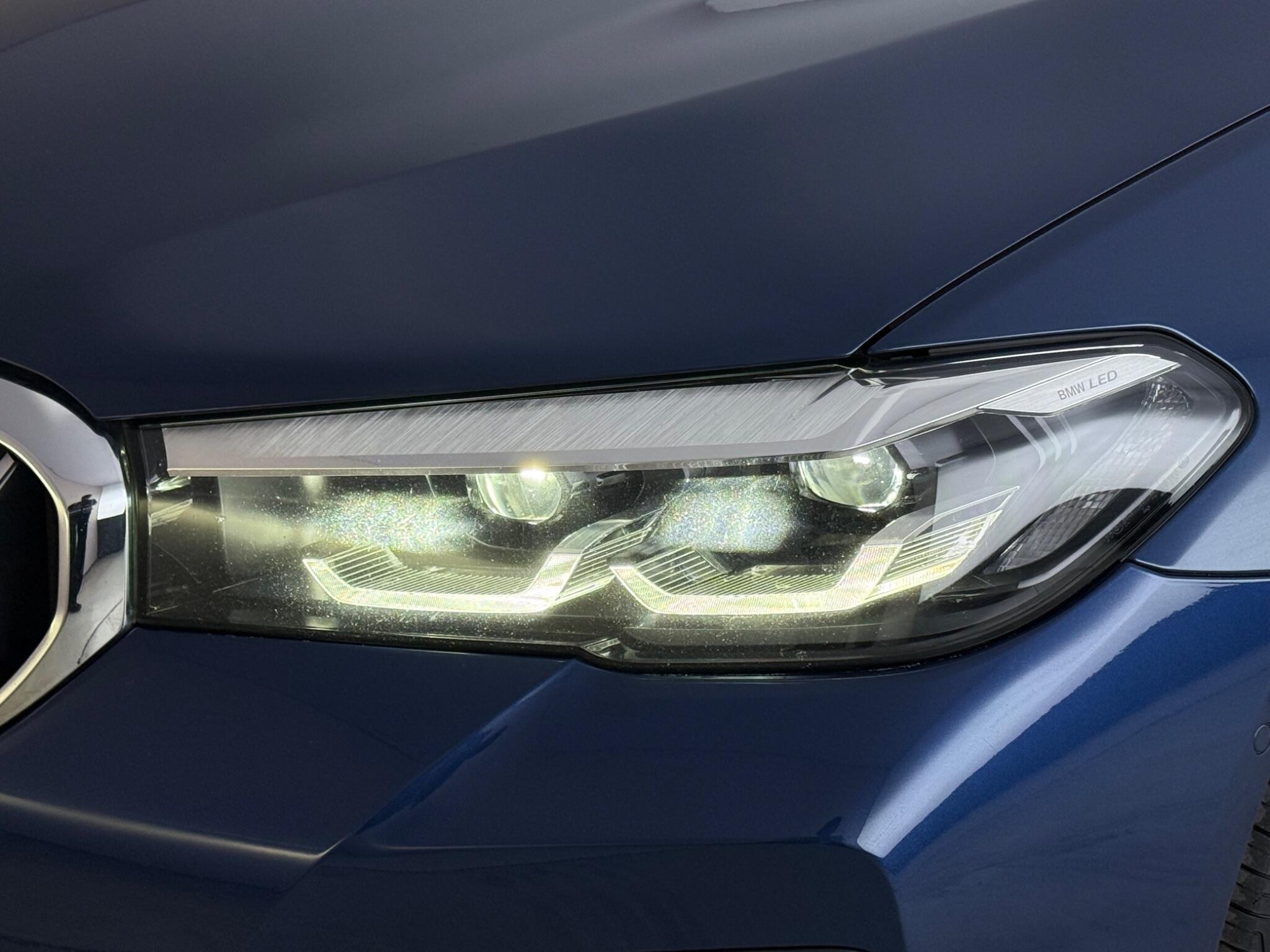 BMW 5 Series view 11