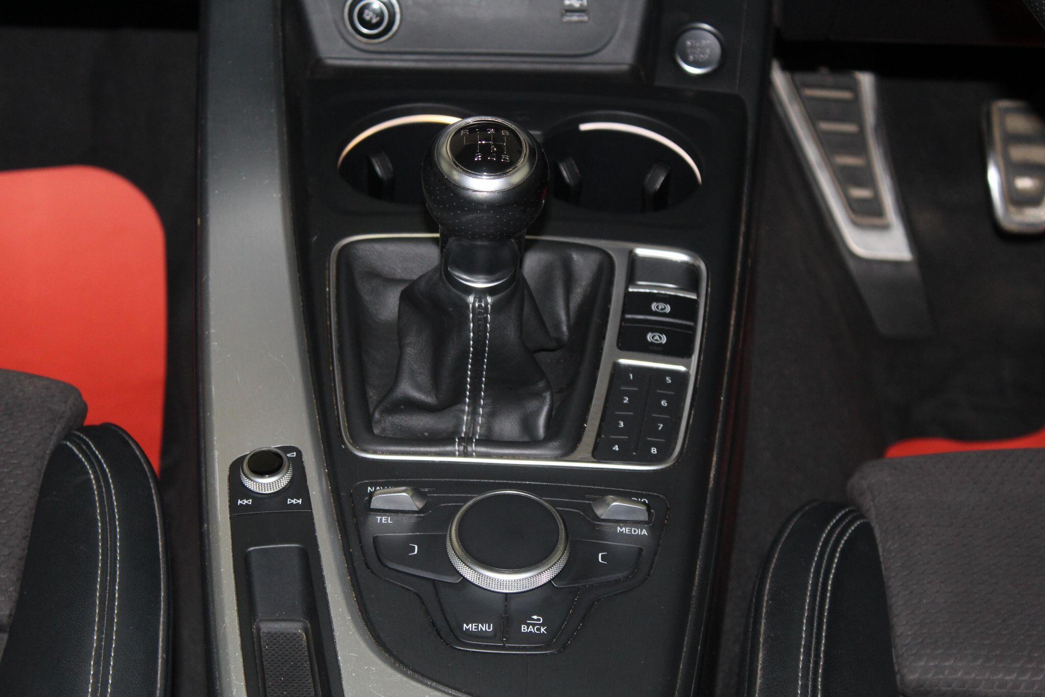 Audi A4 view 41