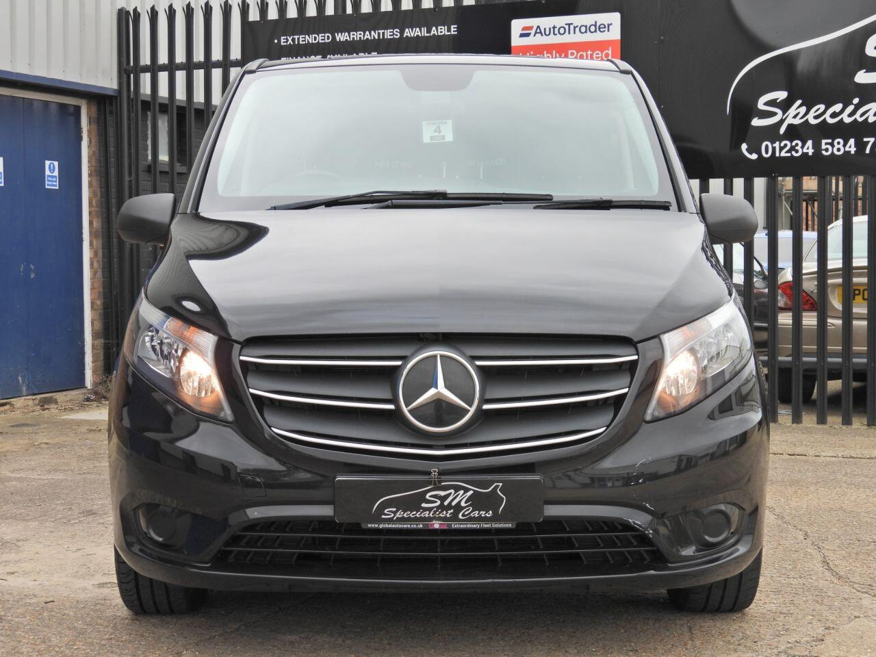 Mercedes-Benz Vito view 5