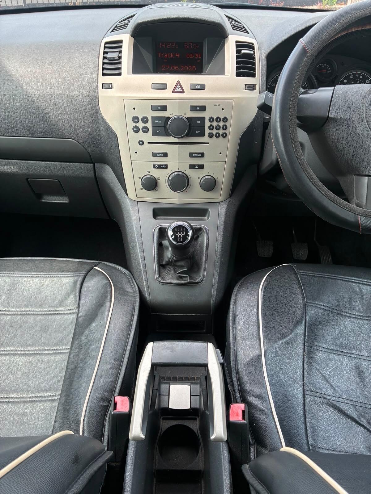 Vauxhall Zafira view 21