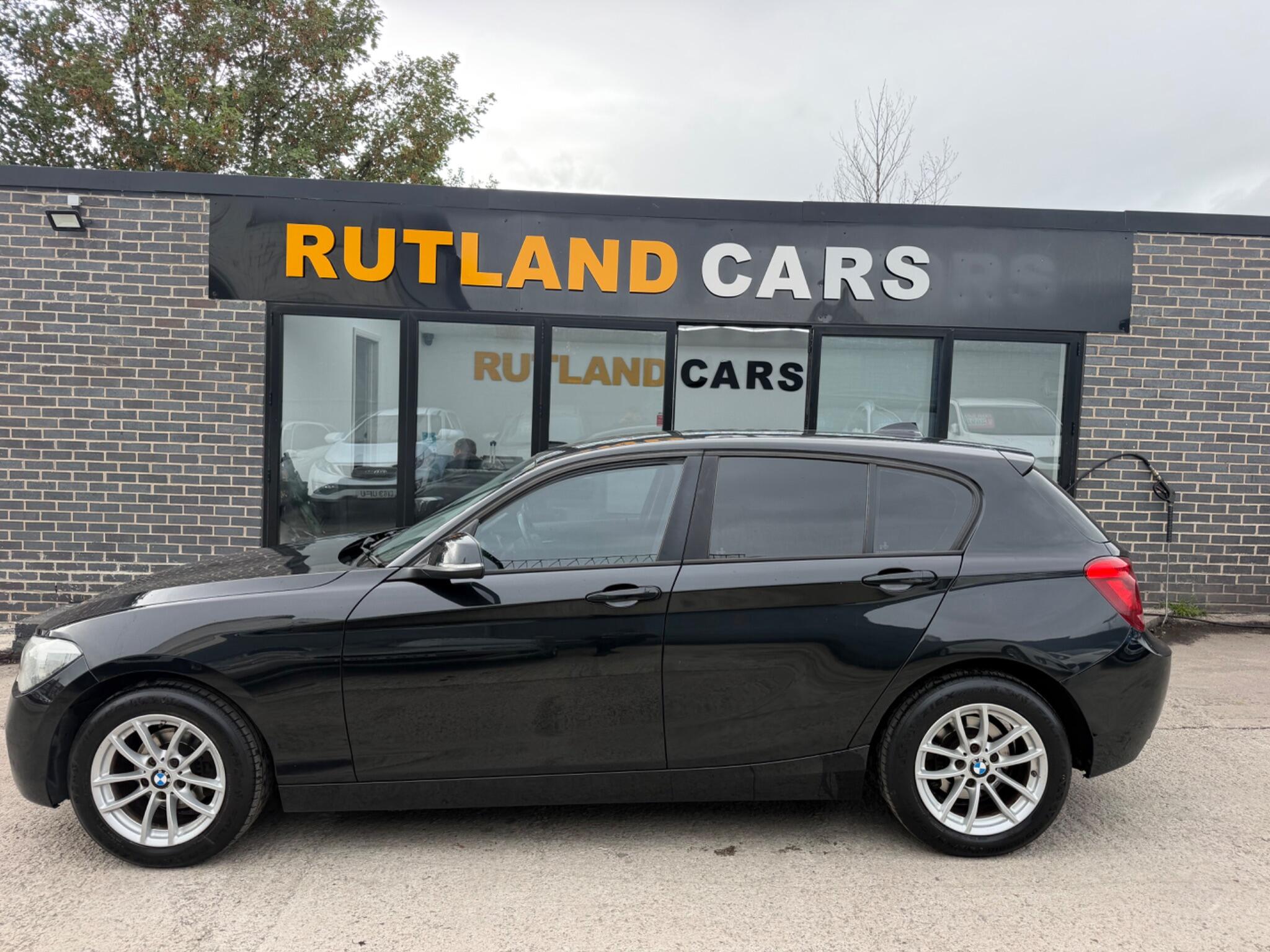 BMW 1 Series view 7