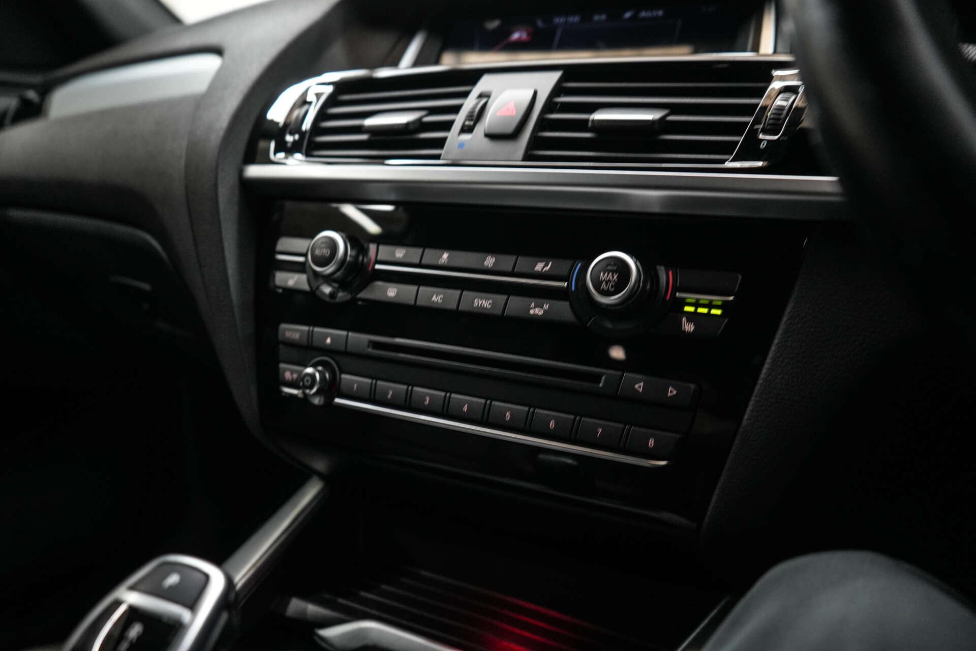 BMW X3 view 34