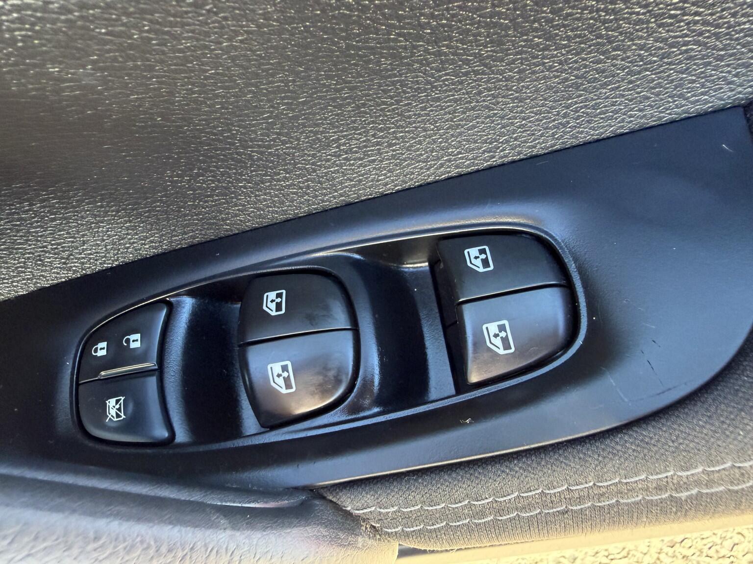 Nissan Qashqai view 29