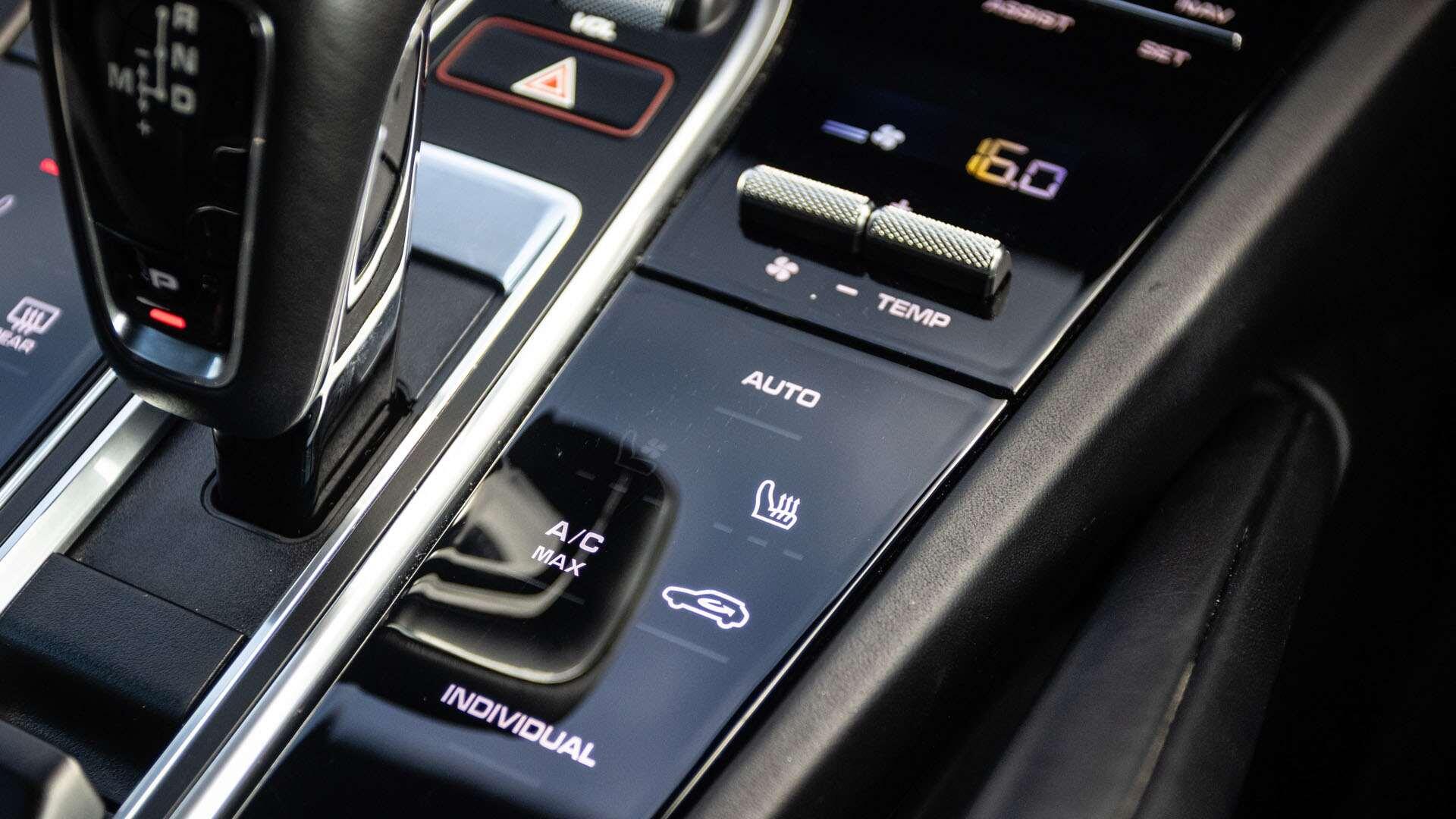 Porsche Cayenne view 24