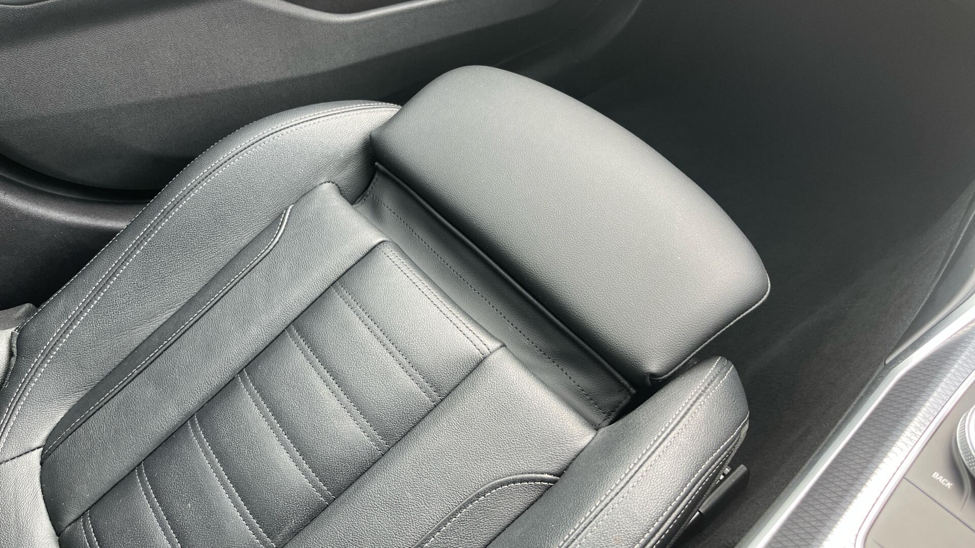 BMW 3 Series view 52