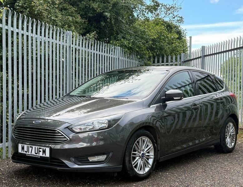 2017 Ford Focus image 43