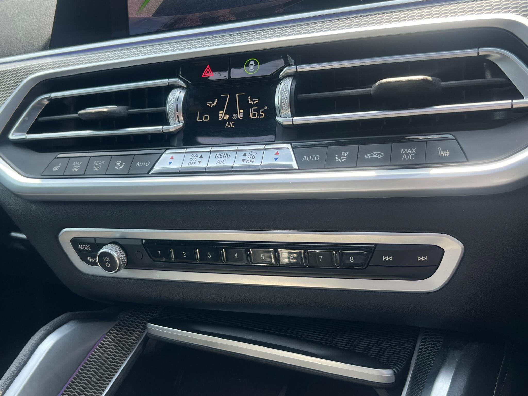 BMW X6 view 59