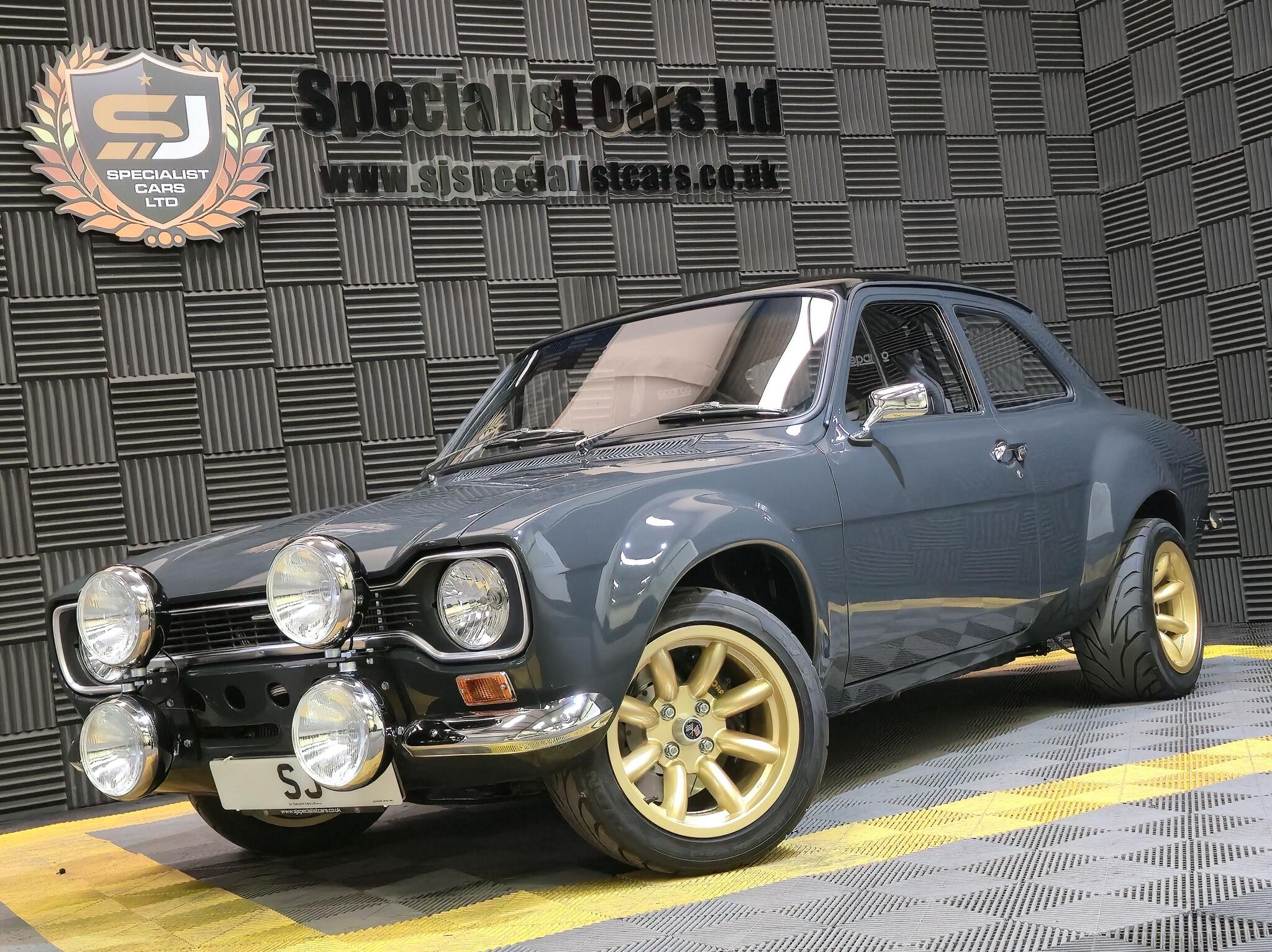 Ford Escort view 15