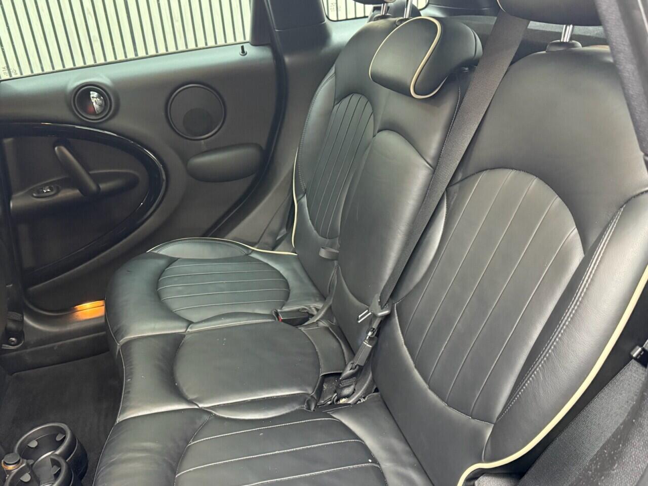 Mini Countryman view 10
