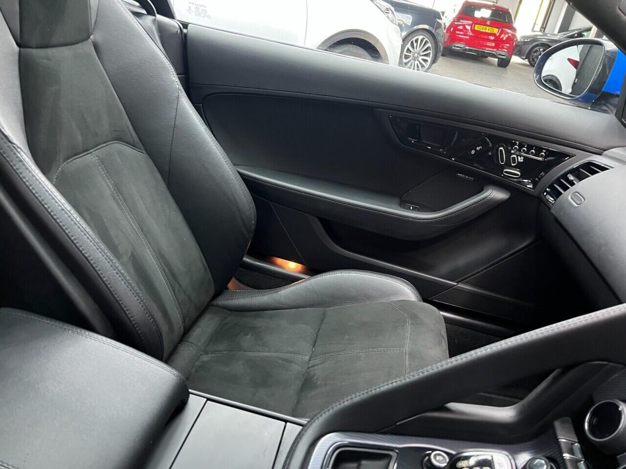 Jaguar F-Type view 36