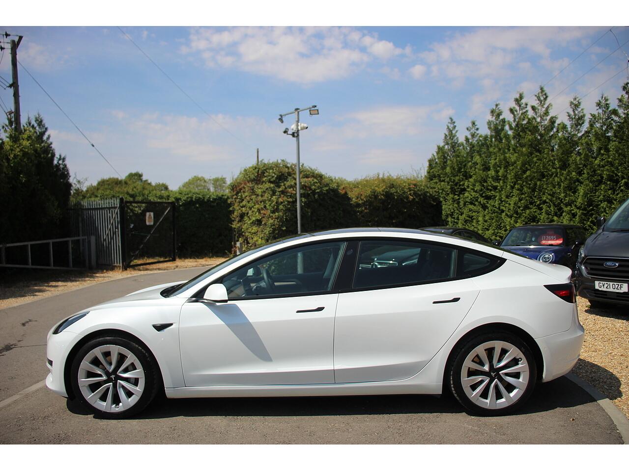 Tesla Model 3 view 8