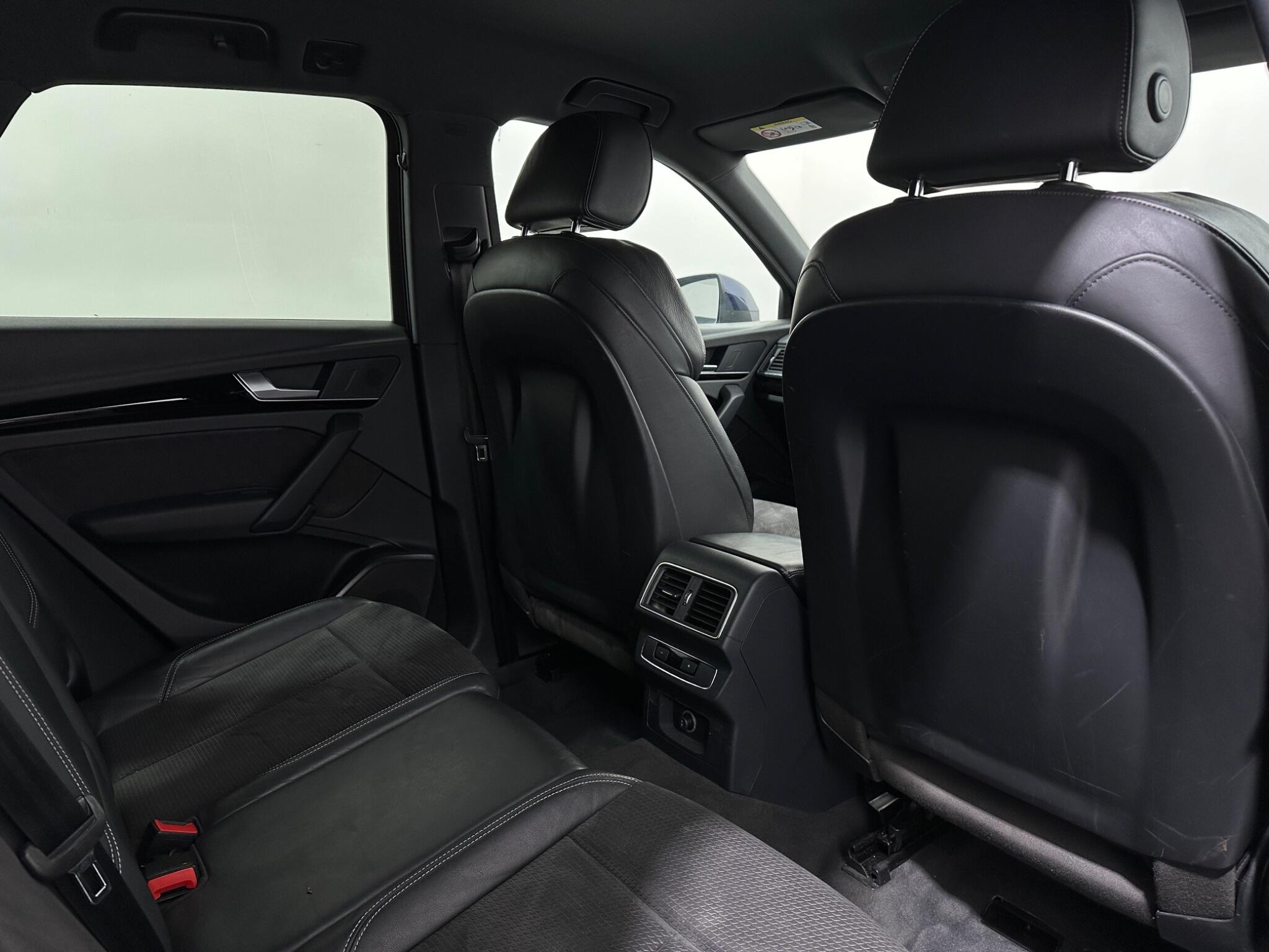 Audi Q5 view 40