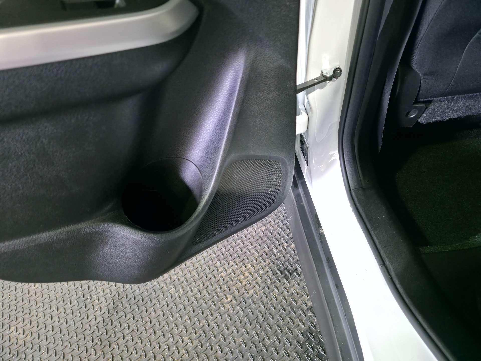 Suzuki Vitara view 50