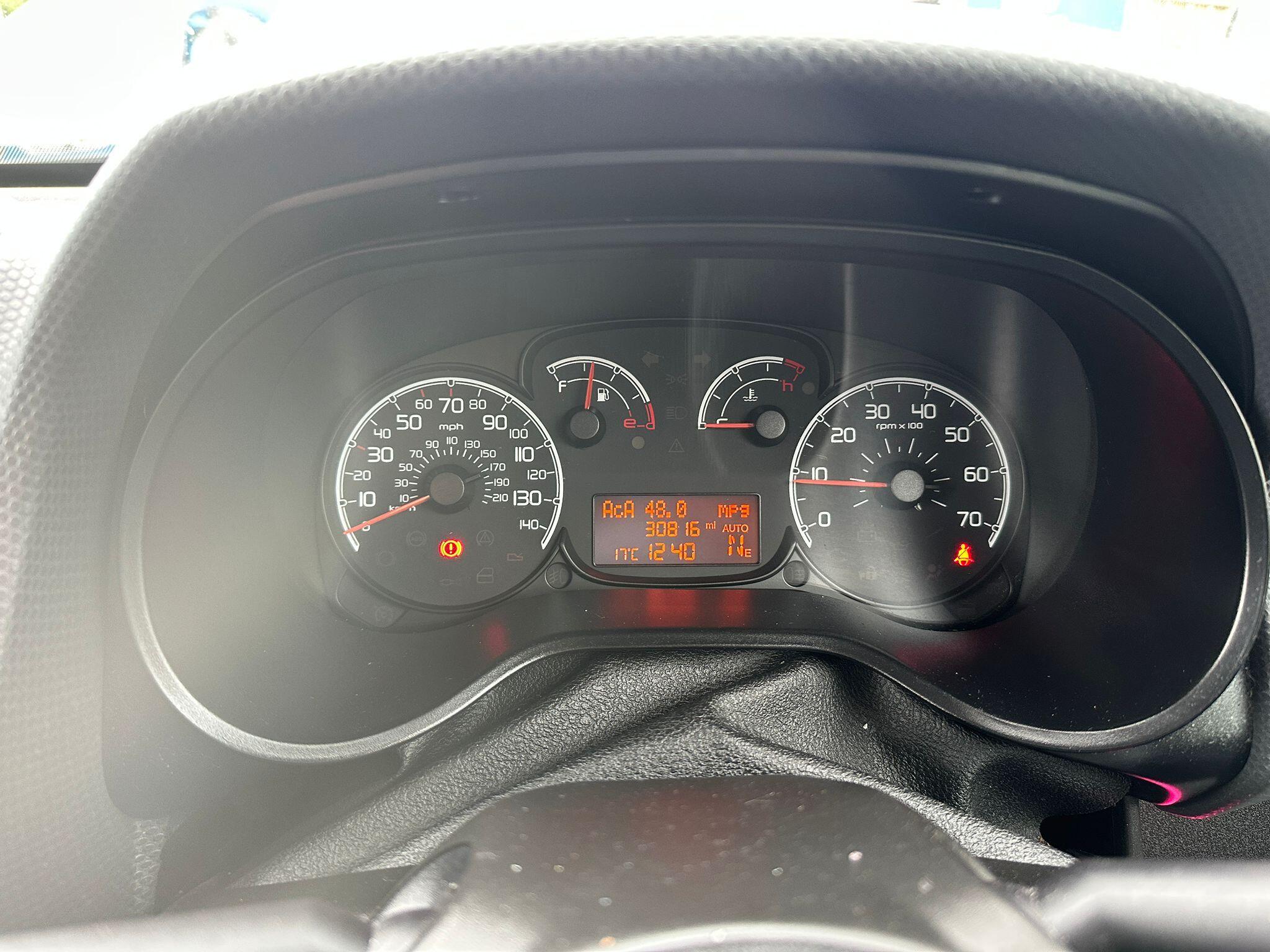 Fiat Doblo view 15