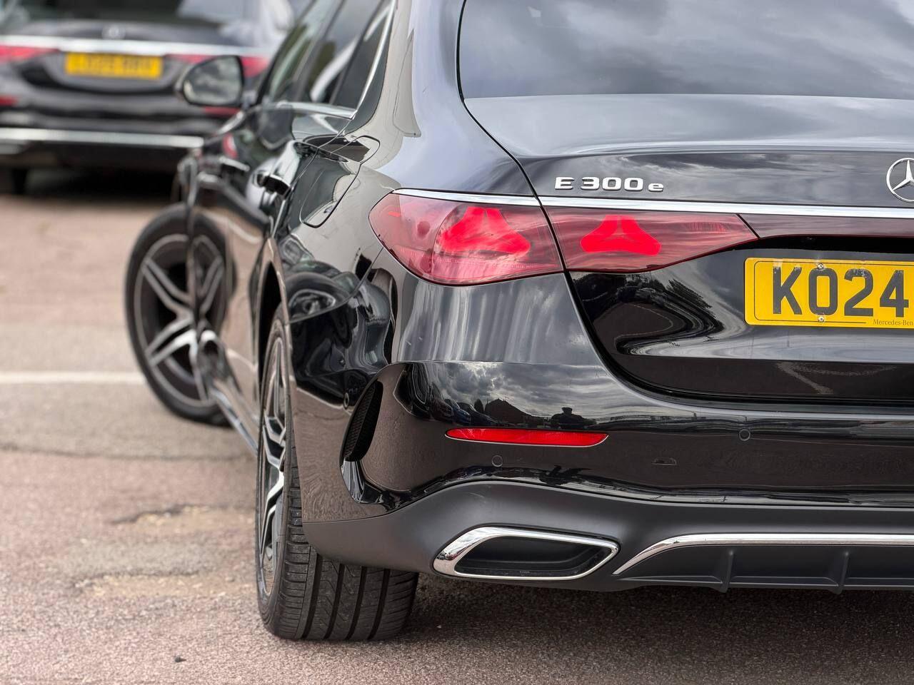 Mercedes-Benz E-Class view 65
