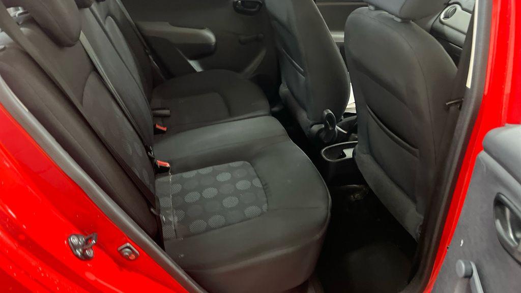 Hyundai i10 view 6
