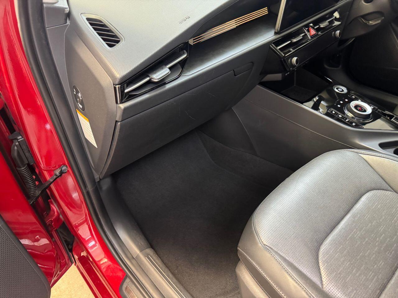 Kia Niro view 64