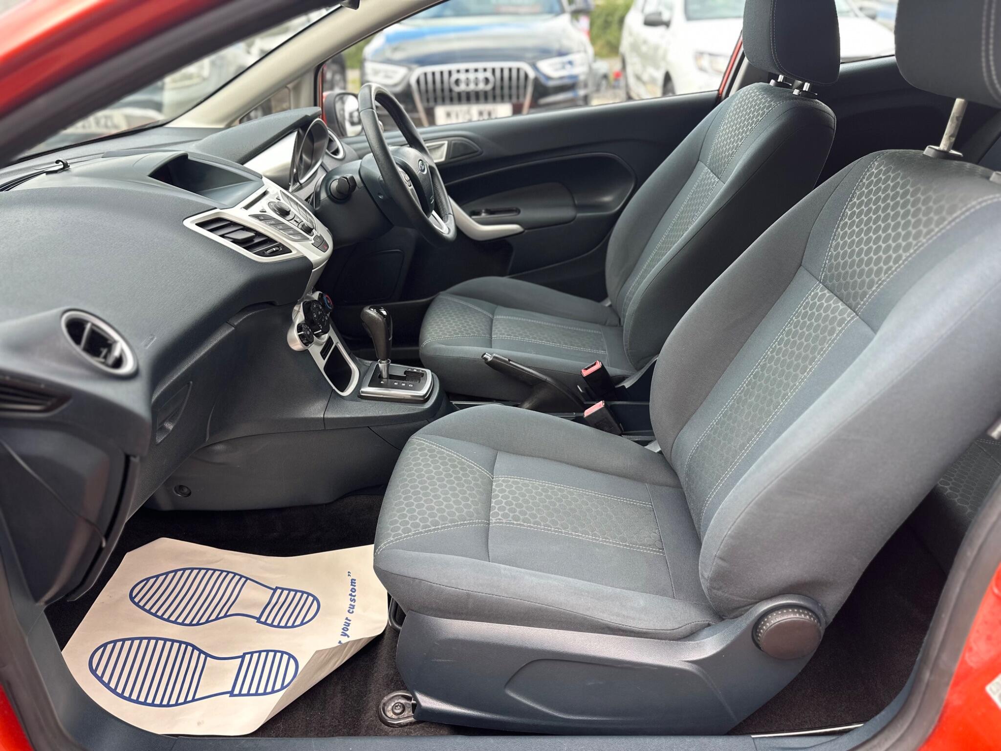 Ford Fiesta view 44