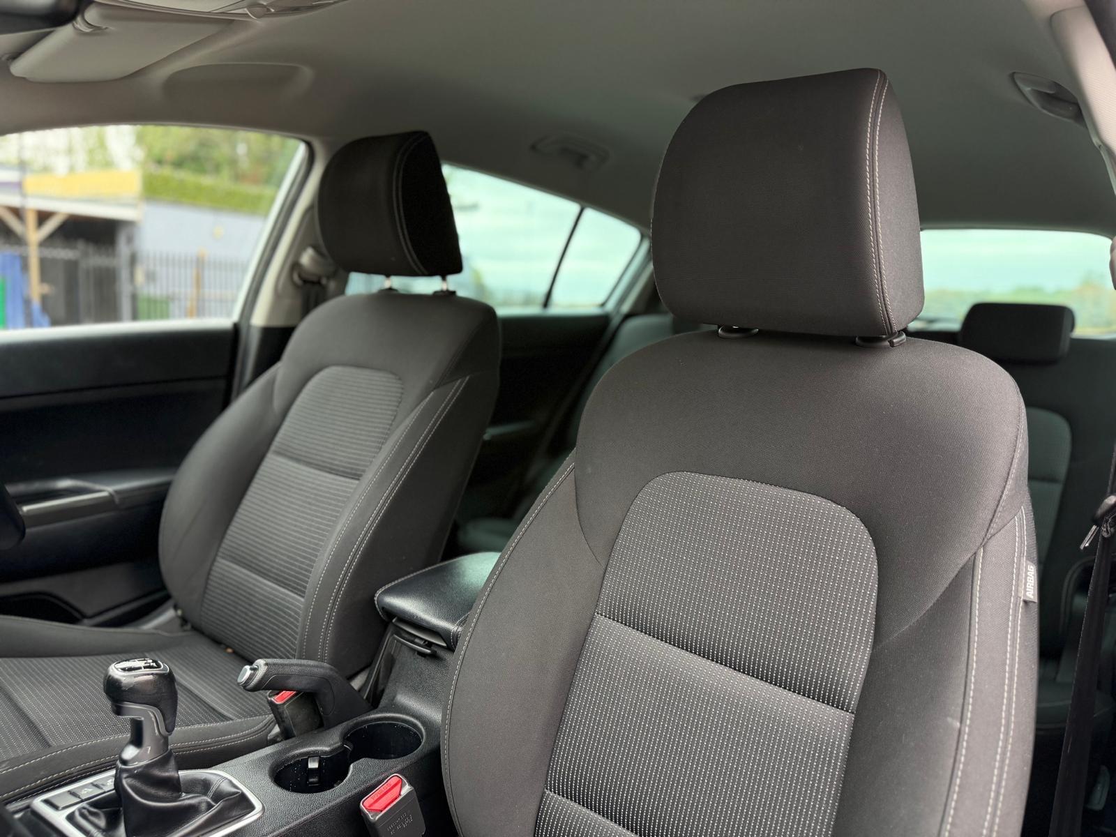 Kia Sportage view 34