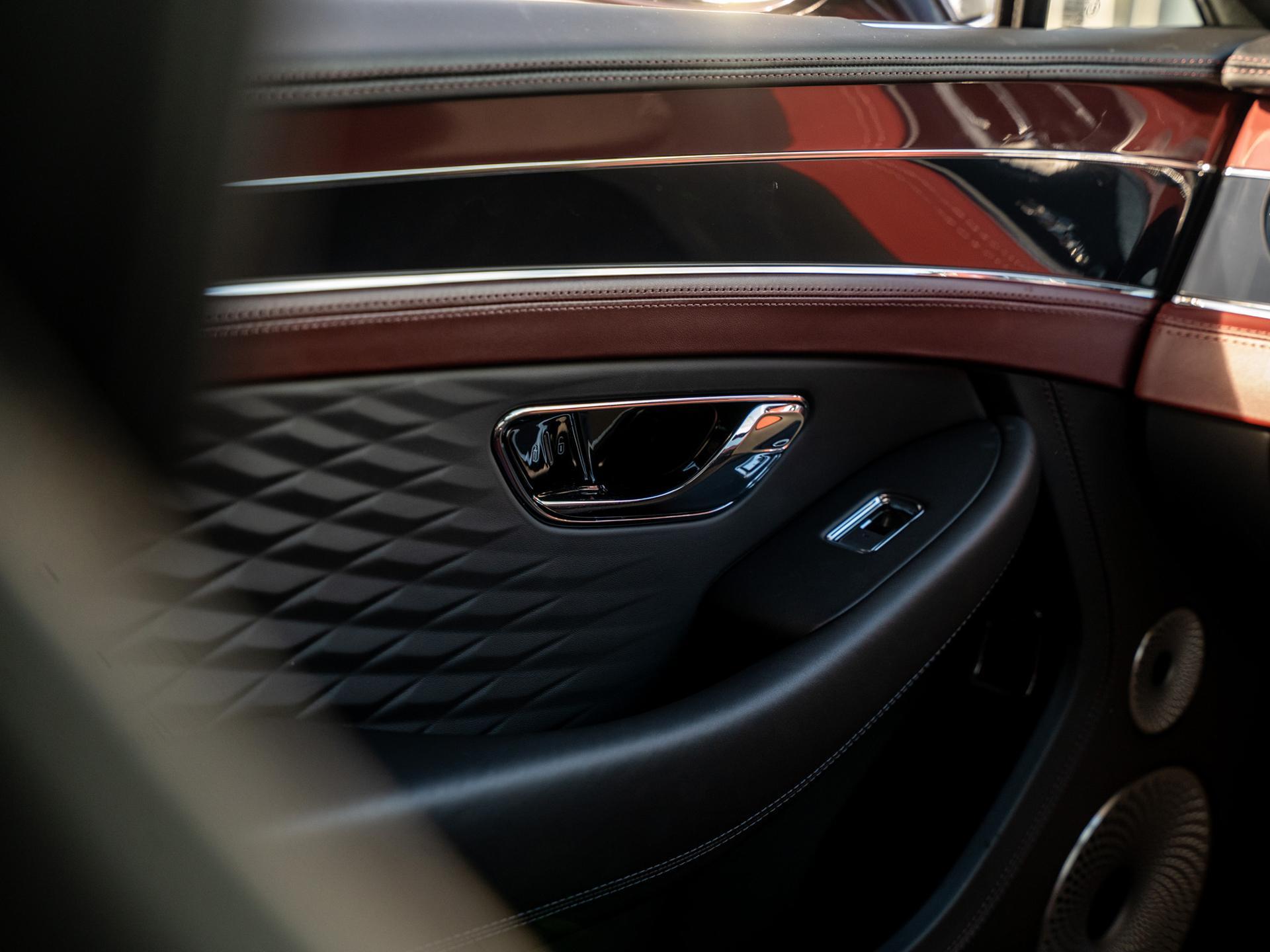Bentley Continental view 27