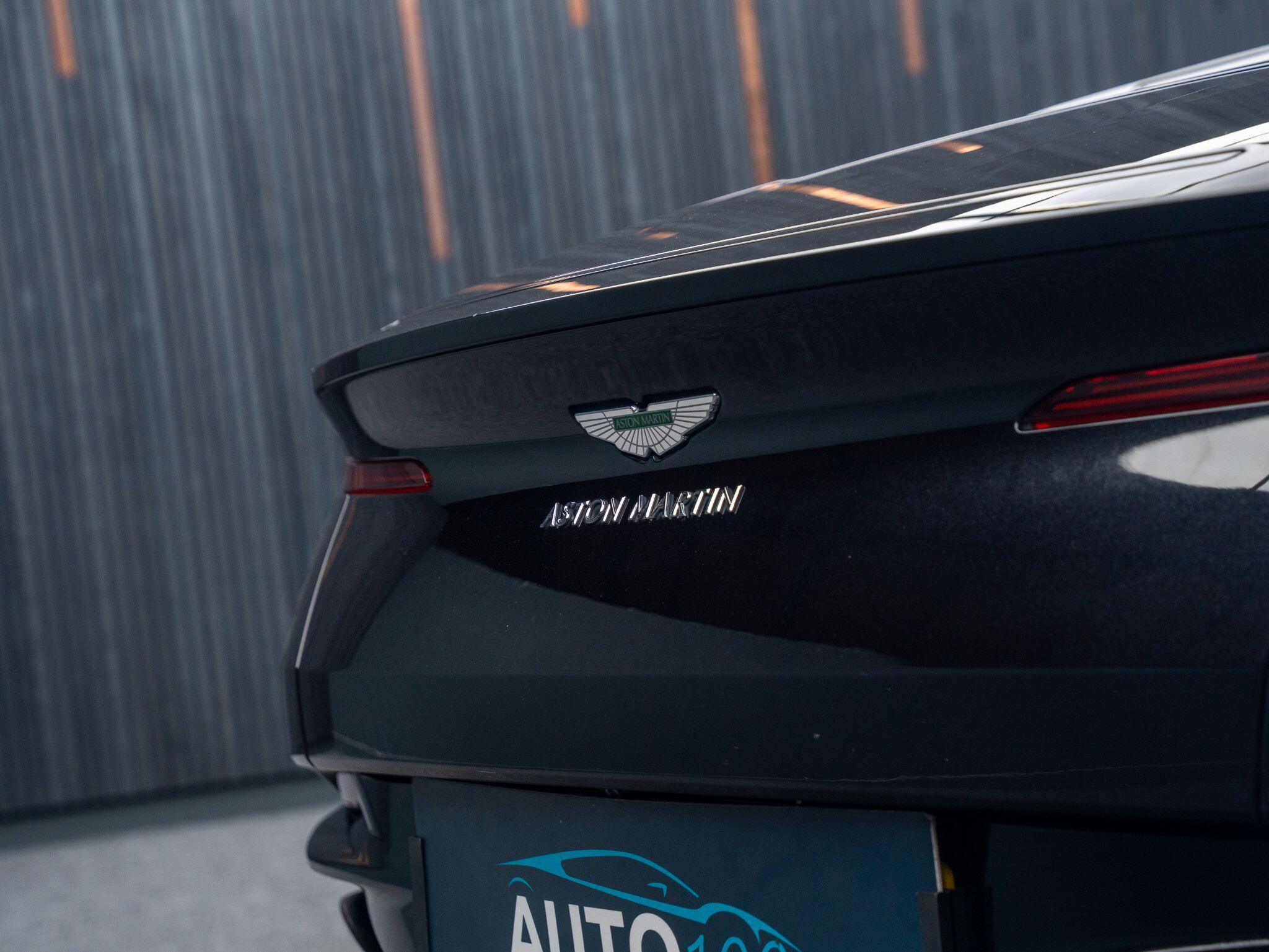 Aston Martin DB11 view 27
