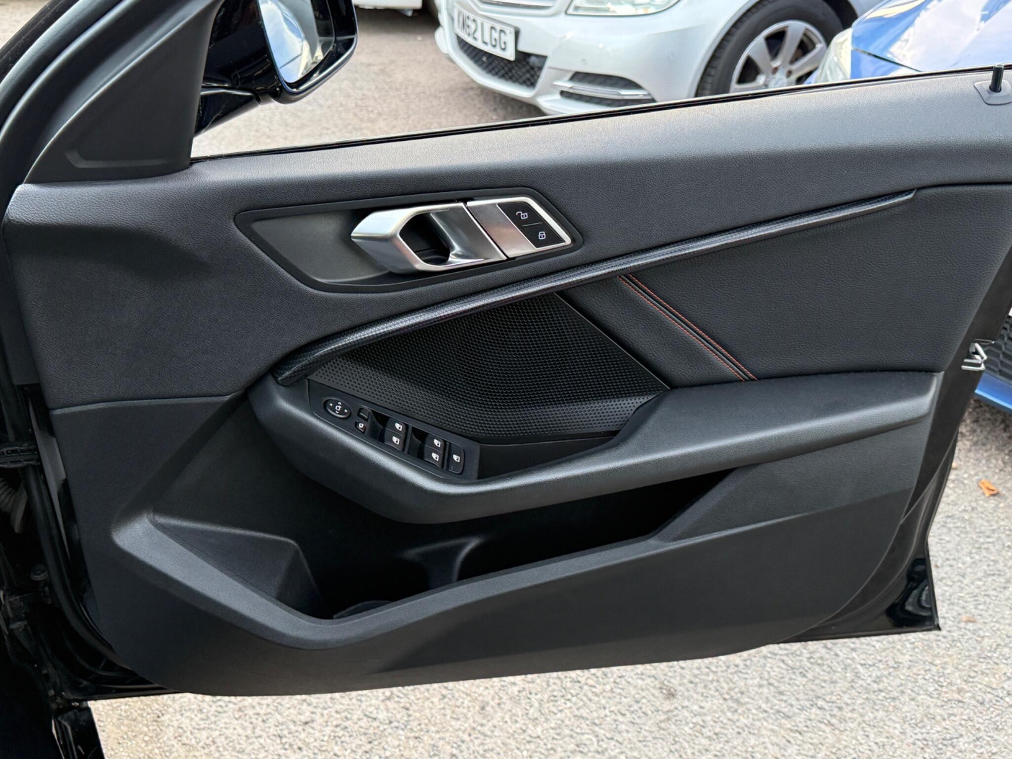 BMW 1 Series - Image 29