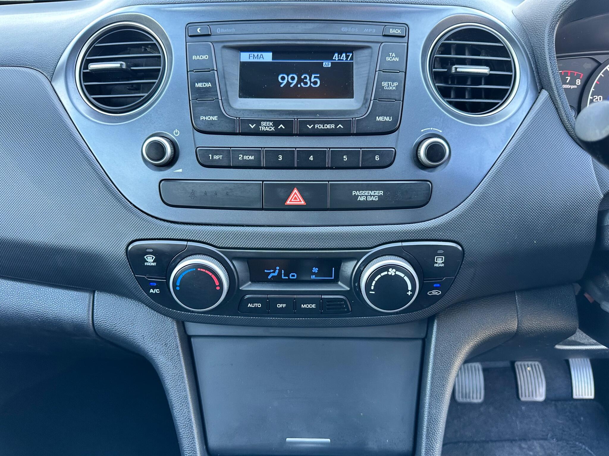 Hyundai I10 view 19