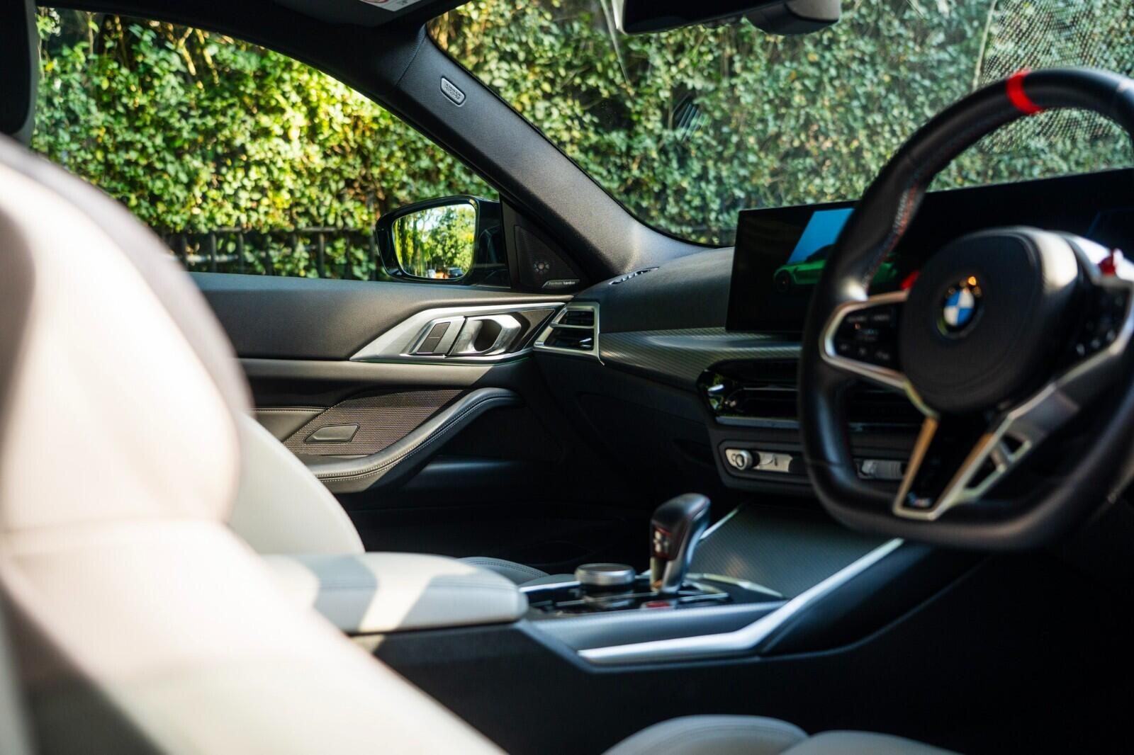 BMW M4 view 29