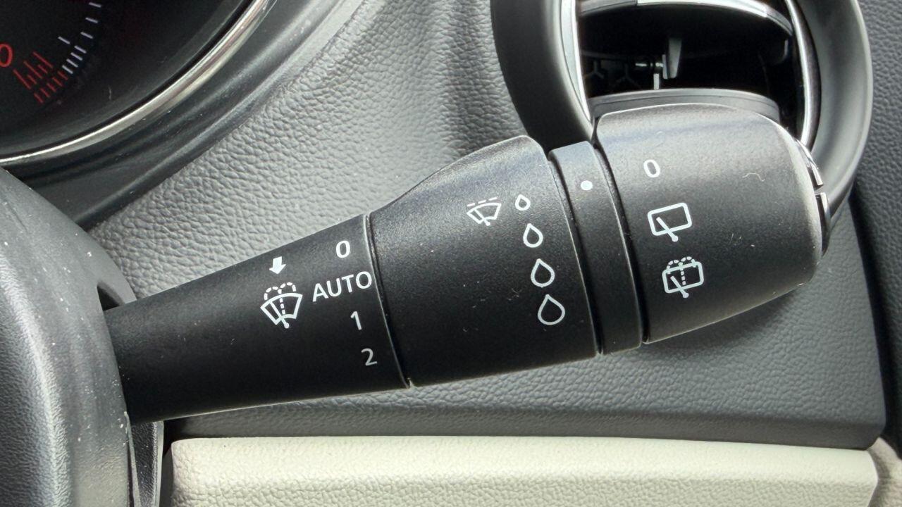Renault Captur view 32
