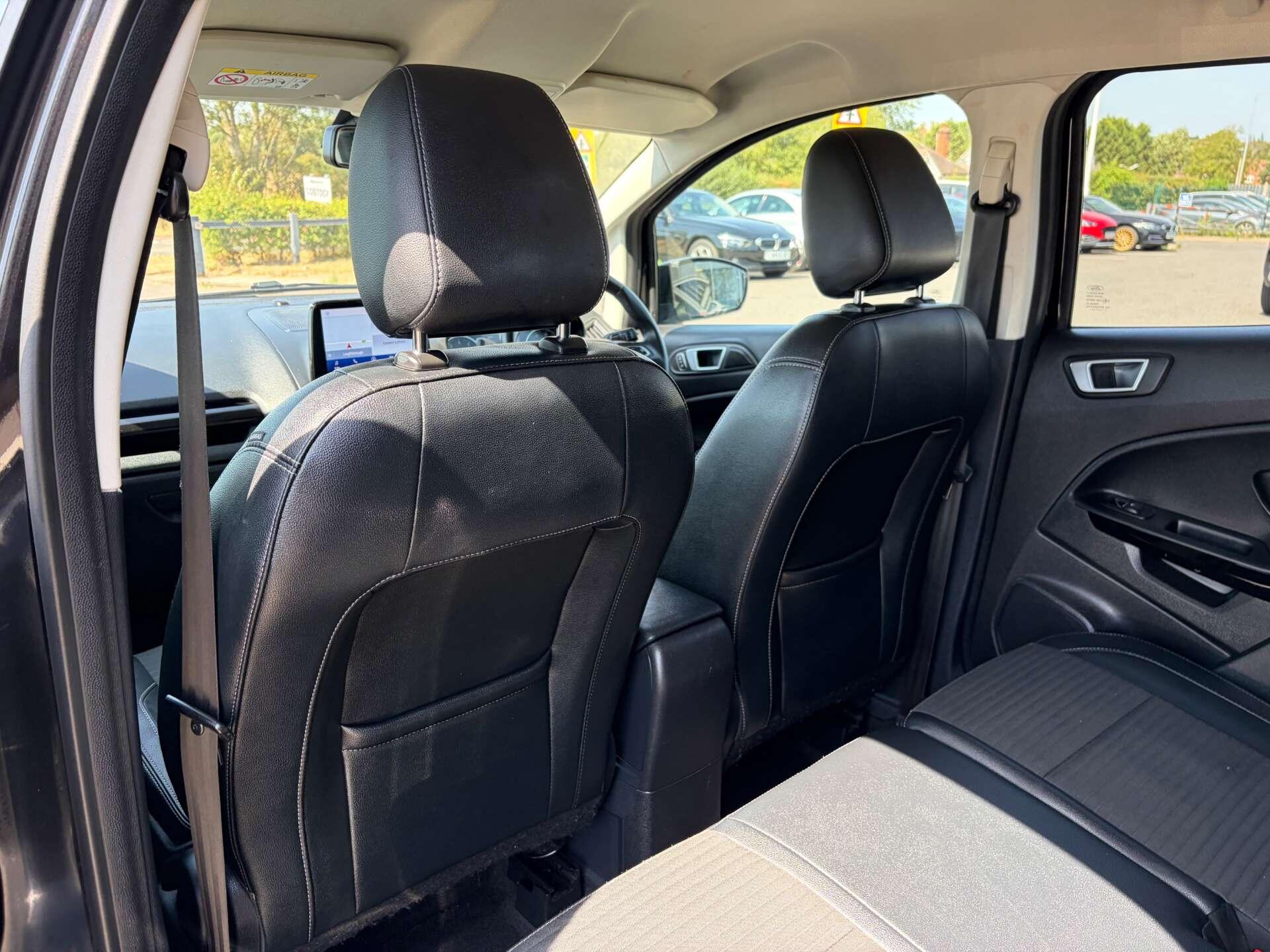 Ford Ecosport view 20