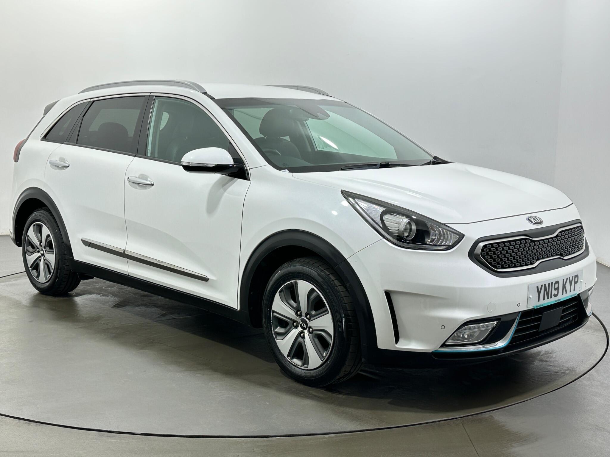2019 Kia Niro in White for sale