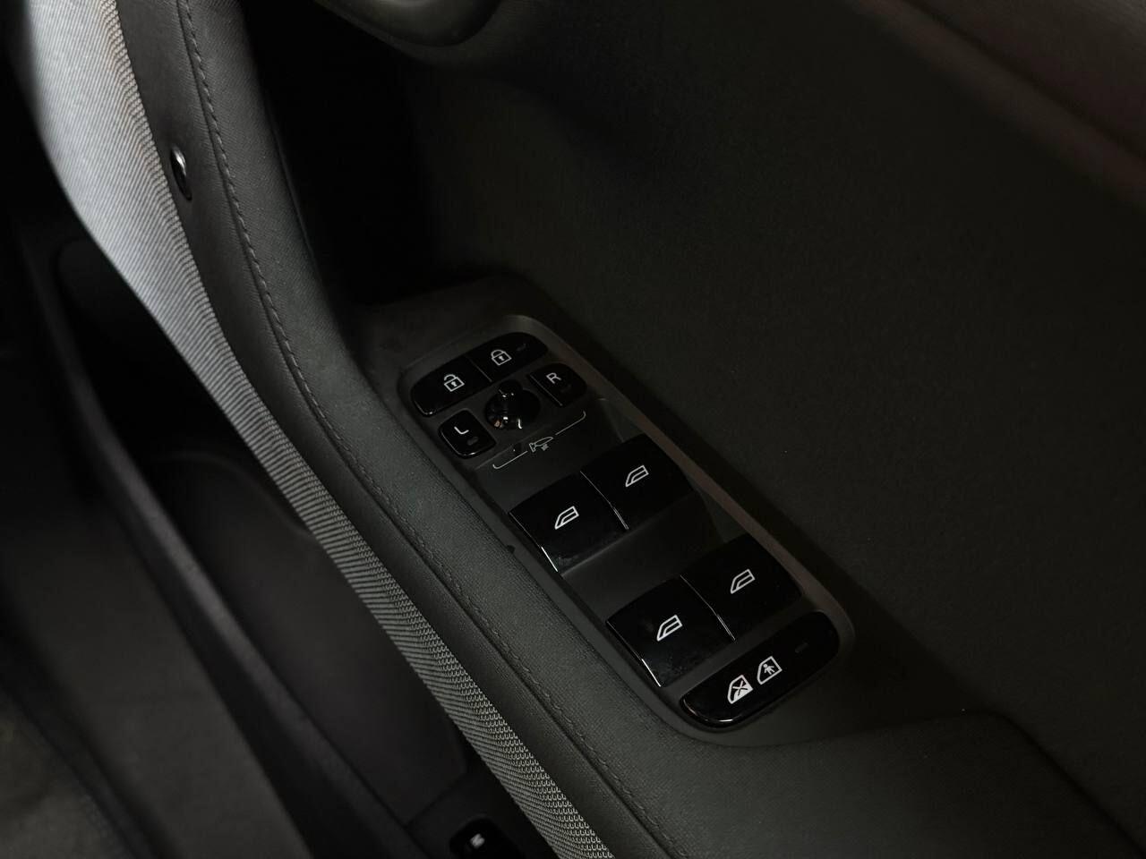 Polestar 2 view 61