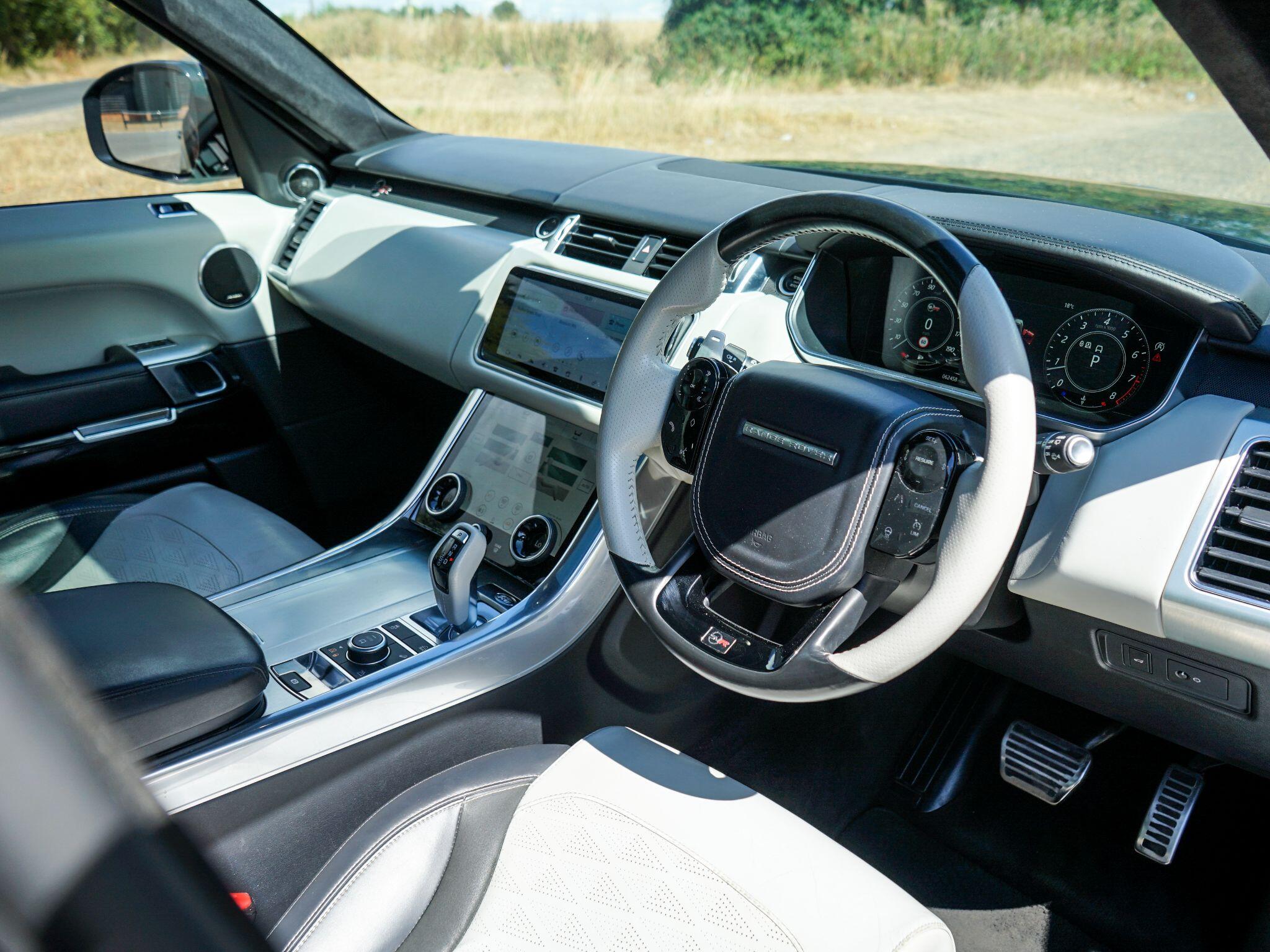 Land Rover Range Rover Sport view 27