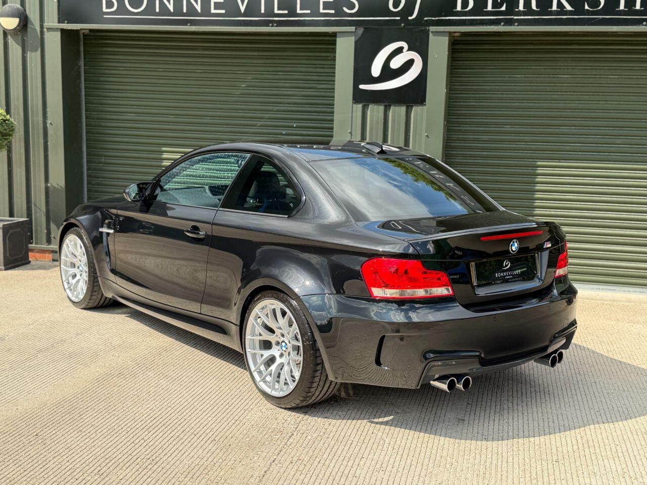 BMW 1 Series view 26