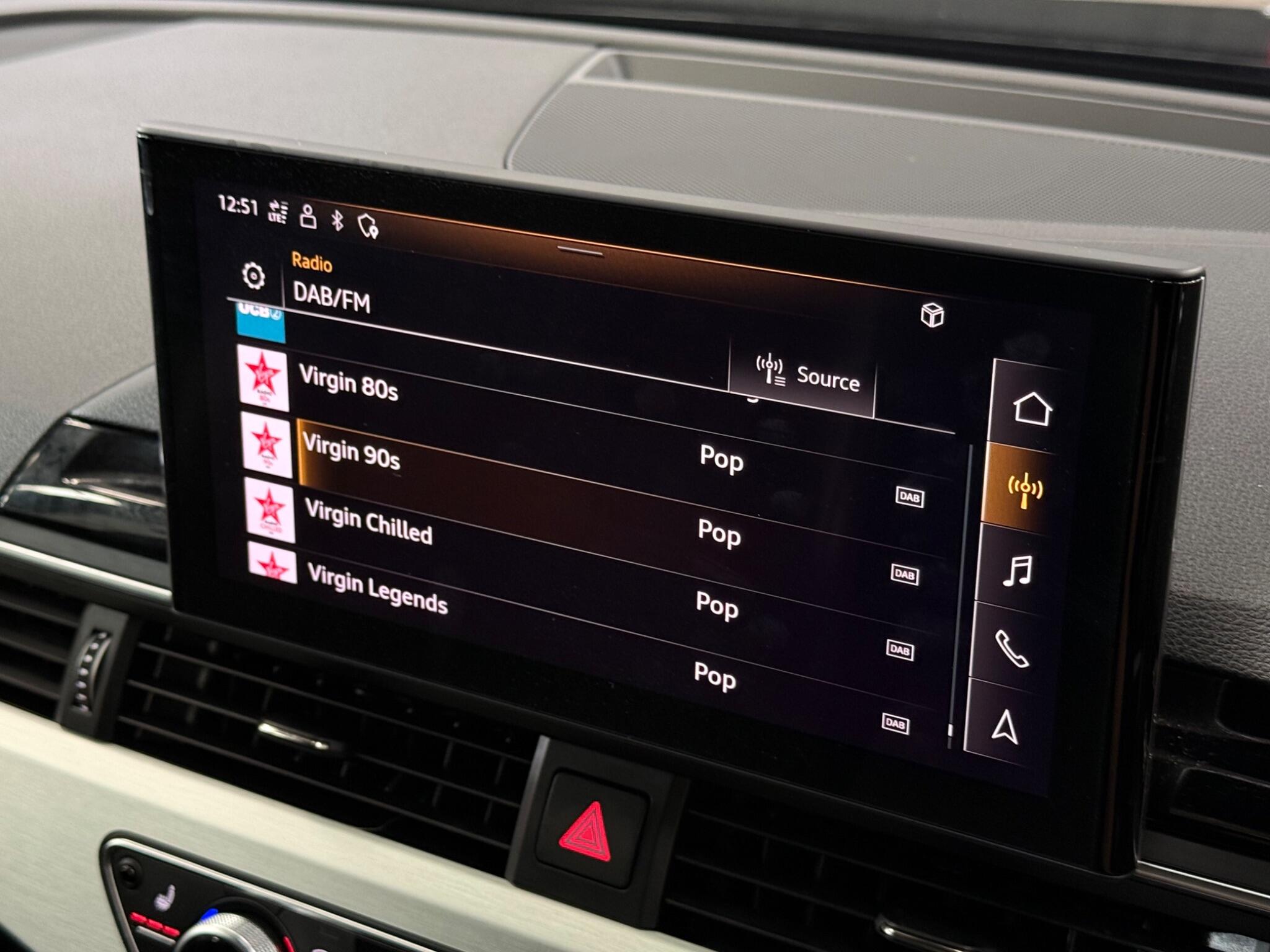 Audi A4 view 24