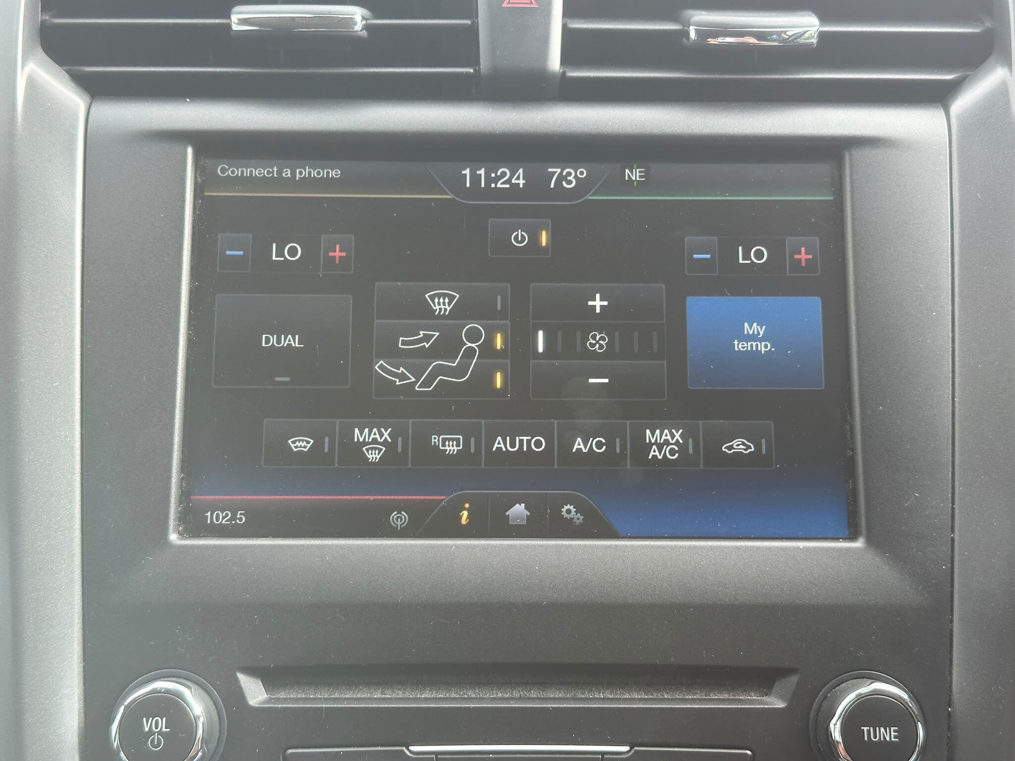 Ford Mondeo view 15