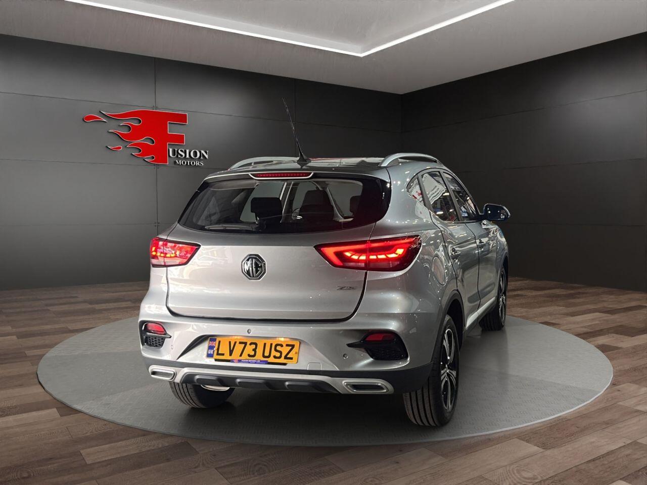 MG MG ZS view 7