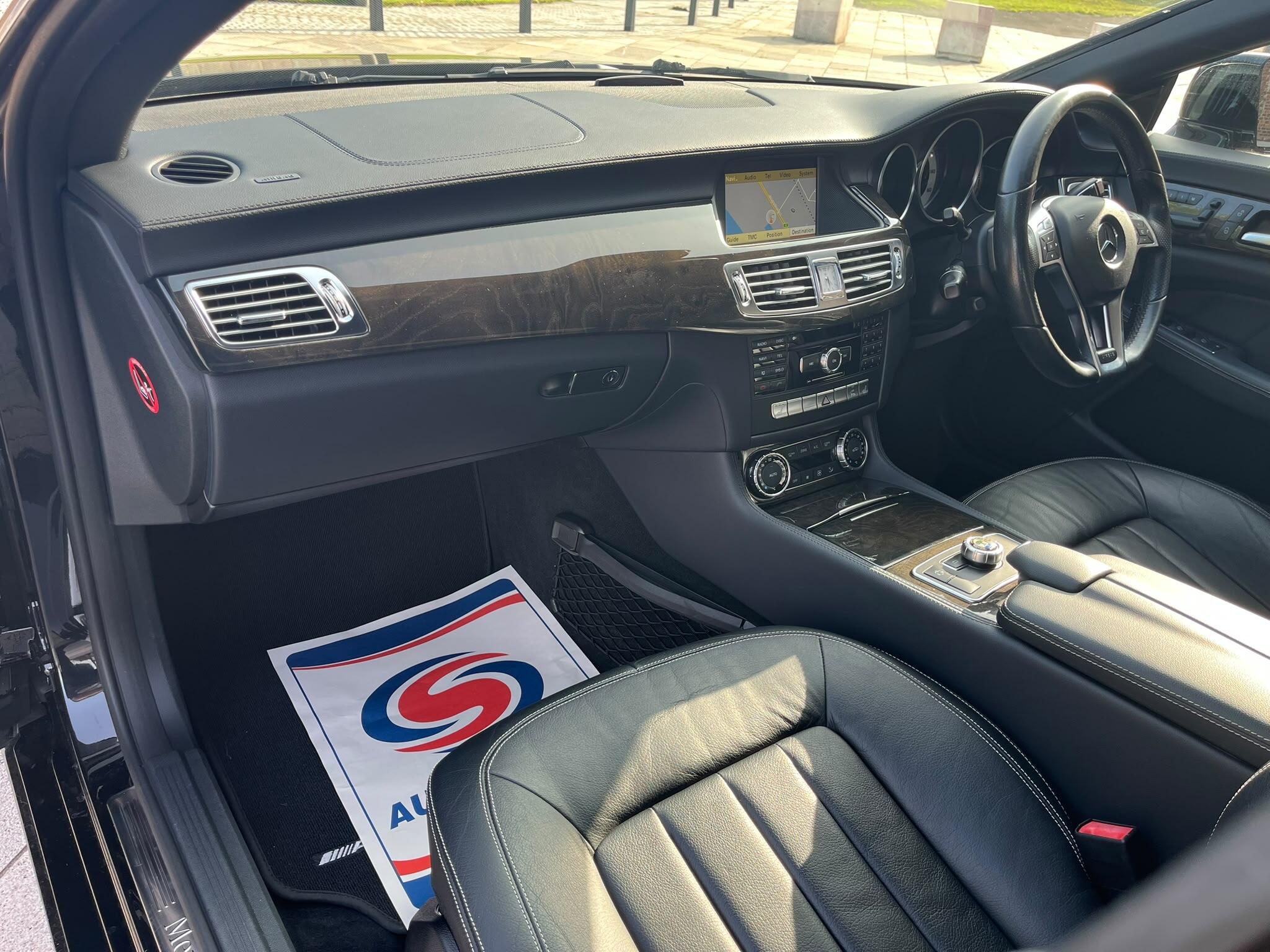 Mercedes-Benz CLS view 20