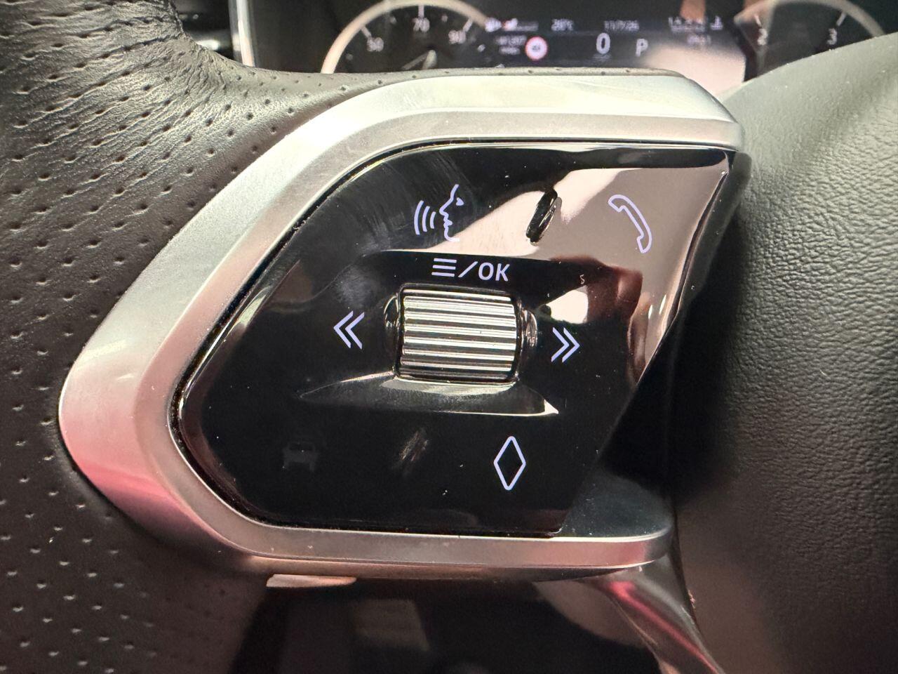 Jaguar F-Pace view 44