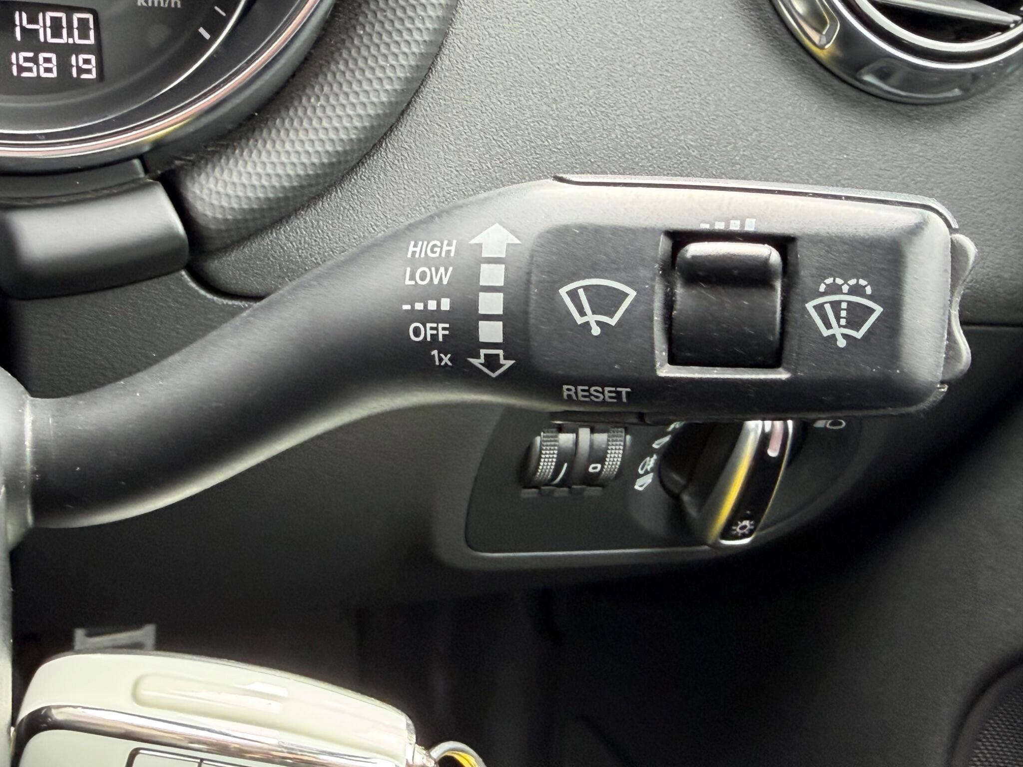 Audi TT view 43